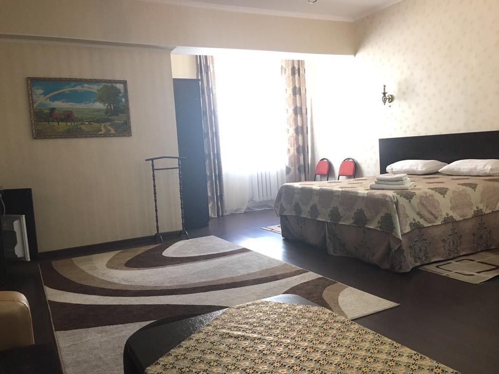 Home Hotel Astana ภายนอก รูปภาพ